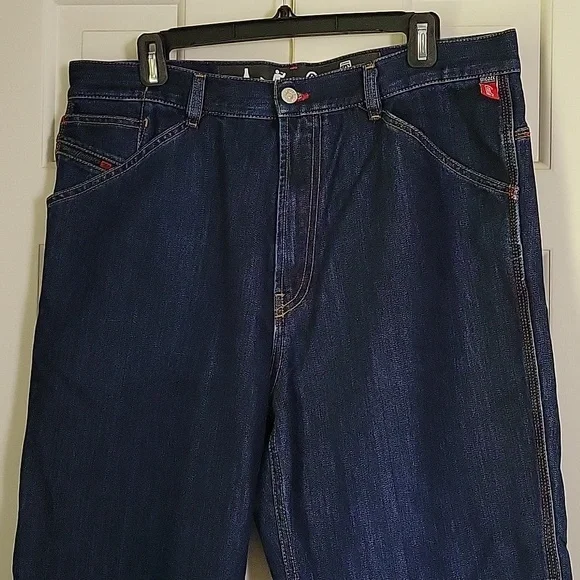 Diesel men's dark wash Carpenter Jeans feat. Coca-Cola sz 34x29 - Picture 2 of 13
